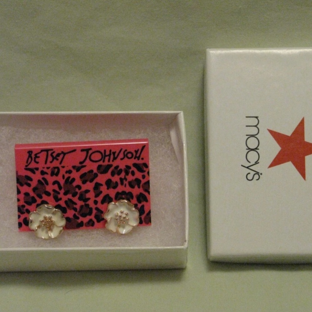 Betsey Johnson White & Gold Cherry Blossom Enamel Stud Earring Set NEW